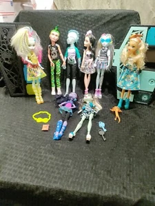 Lote de 8 muñecas y accesorios Monster High - Imagen 1 de 7