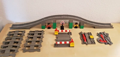 Lego Duplo Eisenbahn • Schienen Brücke Bahnübergang Weiche Kreuzung Prellbock - Bild 1 von 2