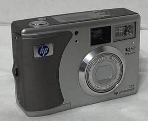 HP PhotoSmart 735 3.2MP 15x Zoom Digital Camera - Model Q2210A Tested & Working - Picture 1 of 9