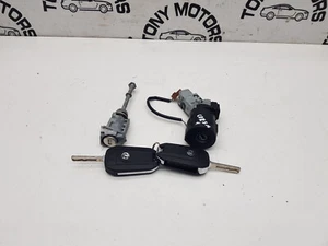 VAUXHALL CORSA F 1.2 2023 GASOLINA ENCENDIDO PUERTA CERRADURA BARRIL Y 2 LLAVES 9464486680 - Imagen 1 de 8