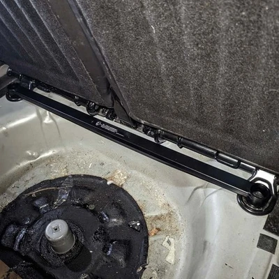 Barra rinforzo bagagliaio Abarth 500 595 695 bar trunk FE360 antirollio Foto 1 de 2