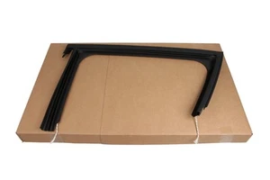 Joint de vitre arrière gauche d'origine Peugeot 2008 I 9811337880 - Photo 1/5