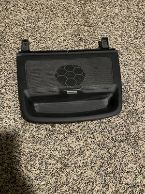 15-22 Chevrolet Colorado GMC Canyon Front Center Dash Top Speaker Cover Bose - Image 1 of 4