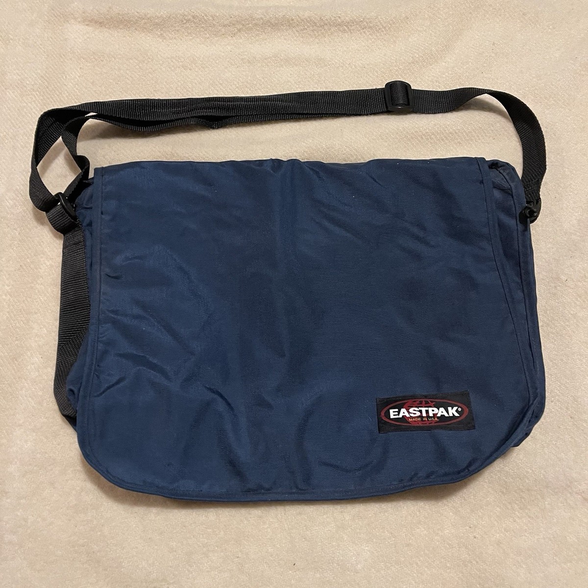 vintage EASTPAK messenger bag usa製 vintage EASTPAK messenger bag usa製