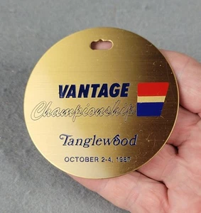 Vintage PGA VANTAGE CHAMPIONSHIP Tanglewood 1987 Golf Bag Tag Medallion No Strap - Bild 1 von 8