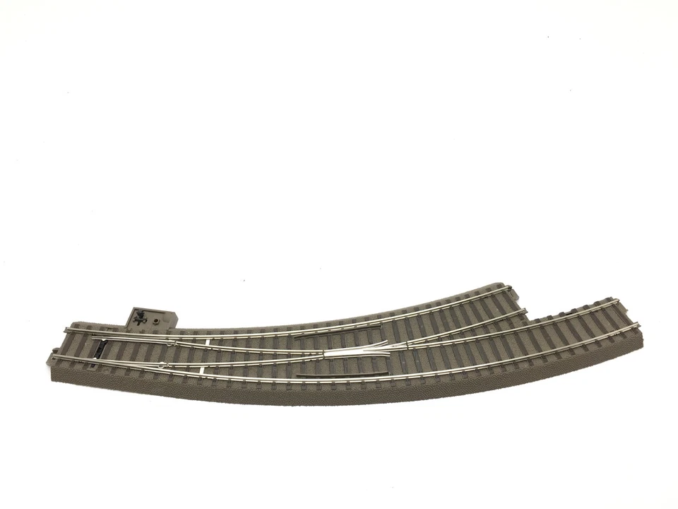 TRIX 62771 H0 Scambio curvo sinistro R3 serie C con massicciata, 515 mm (Q1) - Immagine 1 di 1