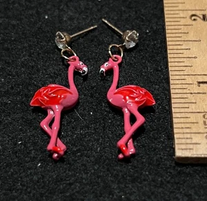 3D Pink Flamingo Bird Post Earrings w Rhinestone * Valentines Day - Picture 1 of 11