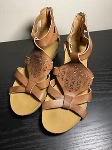 Mootsies Tootsies Brown Sandals Shoes Womens Size 7M - Picture 1 of 3