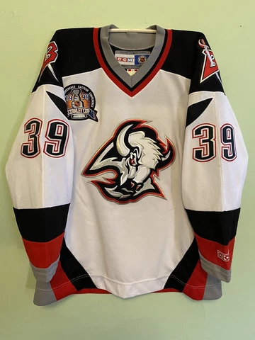 Dominik Hasek Buffalo Sabres 1999 Stanley Cup Jersey CCM Large Cover