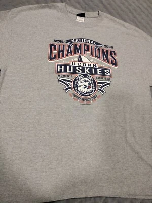 #0168....Vintage Women's UCONN Huskies 2009 National Basketball Champion T-Shirt - Image 1 of 3