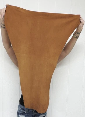 Bolso de ropa de taxidermia de piel de ciervo CINNAMON para artesanías nativas piel de ciervo Foto 1 de 2