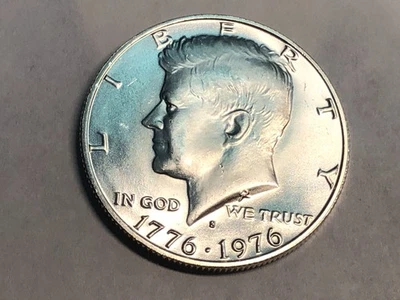 Medio dólar Kennedy 1976-S BU 40% plata. UNC 1/2 $.  1776-1976 bicentenario Foto 1 de 2