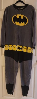 Men's Batman Union Suit Pajamas W/ Cape One Piece Sleepwear Size: Medium, Zipper - Image 1 of 4
