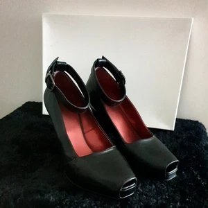 Kurt Geiger Chelsea Black Leather Courts - Picture 1 of 5