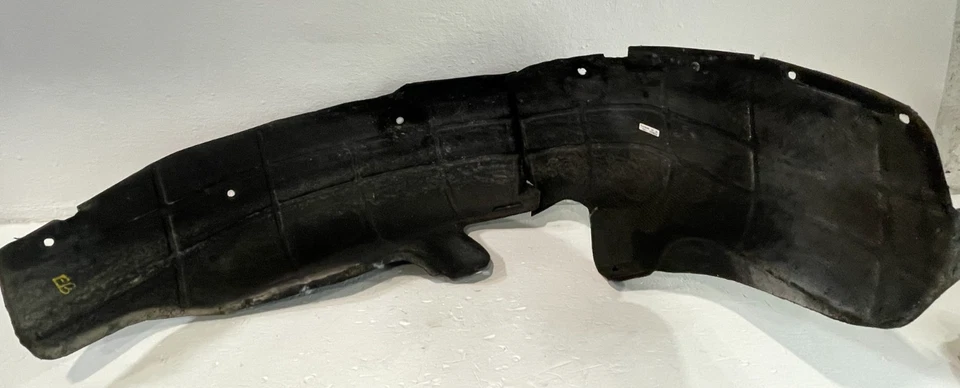 22-24 HYUNDAI TUCSON CUARTO TRASERO IZQUIERDO TIMONERA REVESTIMIENTO PROTECTOR CONTRA SALPICADURAS # 103826 Foto 1 de 4