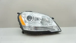 2009-2011 MERCEDES-BENZ ML350 ML500 FRONT RIGHT PASSENGER HEADLIGHT HALOGEN OEM - Picture 1 of 9