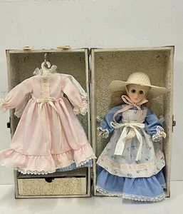 Muñeca rubia de los años 70 EFFANBEE con sombrero de paja trajes de vestido extra y estuche rígido - Imagen 1 de 9