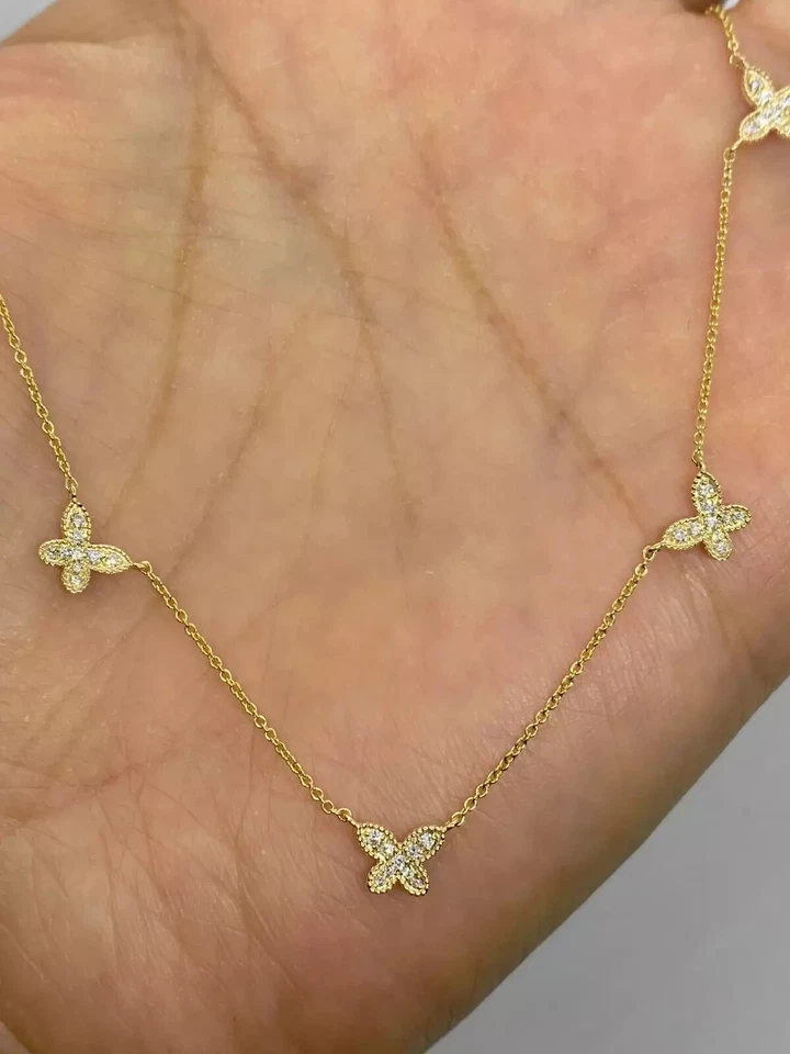 Collar colgante mariposa diamantes naturales de 0,36 quilates enchapado en oro amarillo de 14 quilates en plata Foto 1 de 4