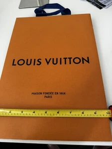100% AUTHENTIC LOUIS VUITTON LV MEDIUM PAPER BAG 10x14.5x4 ORANGE GIFT TOTE BAG - Picture 1 of 3