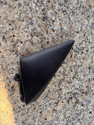 Voltswagon 2001 Cabrio левый чехол 1E0-837-993-B41 черный б/у (без Бесплатная доставка) - Изображение 1 из 3