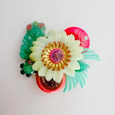 Broche de flores de plástico vintage rana de vidrio hecho a mano Joli Joyería - NUEVO Foto 1 de 4