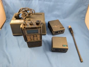 Icom IC-32AT Dual Band HT Handheld Ham Radio Transceiver - Zdjęcie 1 z 5