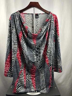 Blusa para mujer New Directions cuello capucha estampado animal negra roja 3X Foto 1 de 4