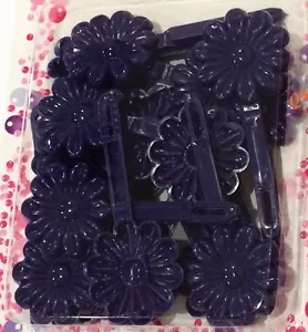 100 Pcs DARK PURPLE DAISY FLOWER HAIR BARRETTES GIRL HAIR FOLD & CLIP PLASTIC  - Picture 1 of 1