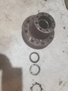 47 48 49 50 Chevy GMC Pickup Truck 3/4 1 Ton Axle Rear Hub 1947 1948 1950 OEM - Picture 1 of 4