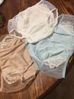 Lot 3 Pr Custom Van Raalte Style Double Gusset To Back WAIST Lace Appliqué Sz7 - Image 1 of 4