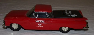 Piezas de filtros ERTL WIX más banco de camión de juguete Chevy El Camino fundido a presión 1959 rojo Foto 1 de 4