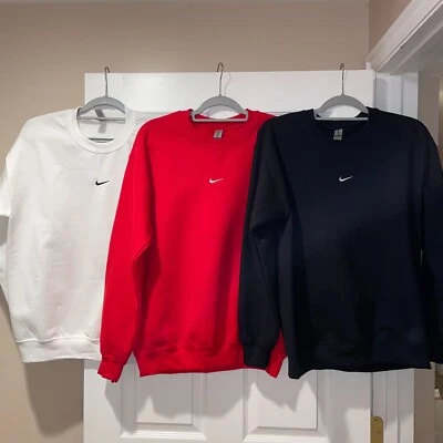 Sudadera bordada vintage Nike colores hilo personalizados Foto 1 de 4
