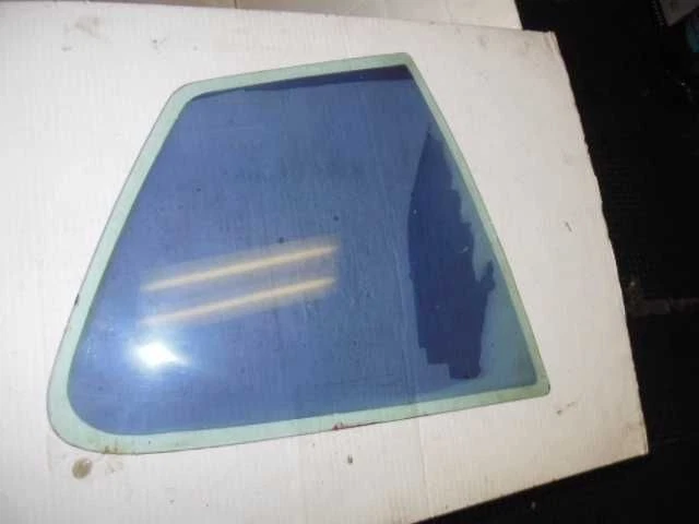 Cuarto de cristal derecho pasajero para 83-91 PORSCHE 944 379561 Foto 1 de 1