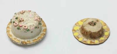 Antique Dolly Dear Dollhouse Birthday Cakes 1:12 Miniature - Image 1 of 4