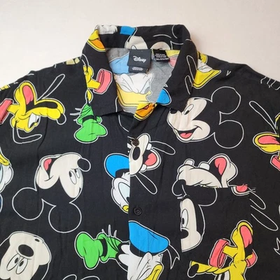 Camisa Disney Para Hombres 3XL XXXL Negra Hawaiana Floral Mickey Goofy Donald Vacaciones Foto 1 de 4