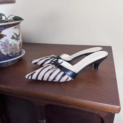 Vintage 90s 2000s pony hair black brown leather pointed toe, zebra, kitten heels - Image 1 of 4