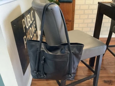 Kooba BlackLeather женщин Hobo сумочка из мягкой кожи наплечная сумка-EUC! - Изображение 1 из 4