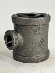 Reducing Tee 1-1/2" x 1/2" 150 lb Threaded Black Malleable Iron BMI Pipe Fitting - Picture 1 of 9