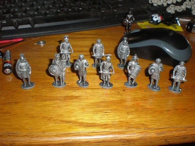 Lote Mixto 10 Figuras Metal Vintage Kinder Sorpresa Soldados Medievales Caballeros Foto 1 de 4