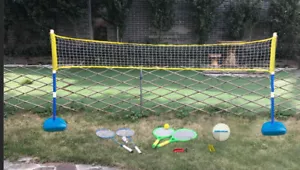 3:1 Badminton Volleyball & Tennis Set Net Raquets & Balls Garden Sports Game Set - Picture 1 of 1