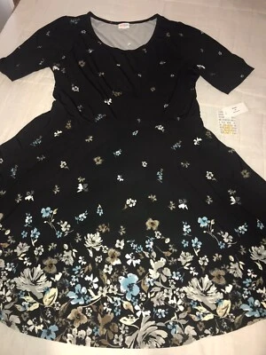 Lularoe Nicole Dress 🦄 HTF Black ombré Floral Dip Pockets Plus 2X/2XL/XXL 22/24 - Image 1 of 4