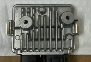 Genuine Toyota Fuel Pump Control Computer 89571-12010 - Fits Multiple Models - Foto 1 di 3