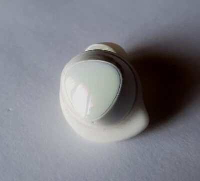 Fone de Ouvido Samsung Galaxy Buds SM-R170 Sem Fio SOMENTE LADO ESQUERDO Não Usado  - Imagem 1 de 4