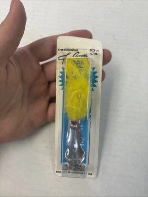 Vintage Tony Accetta Pet Size 15 1/2 Oz Fishing Lure - Image 1 of 4