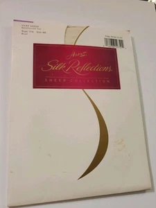 Hanes Silk Reflections Silky Sheer Pantyhose 716 Size AB Color: Pearl 1996 - Picture 1 of 9
