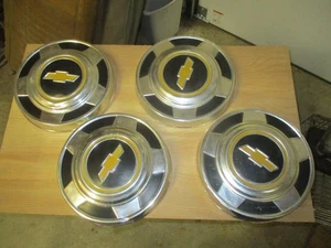 Chevrolet C10 Picku Truck Dog Dish Hubcap Van V8 1973 - 1987 - Picture 1 of 9