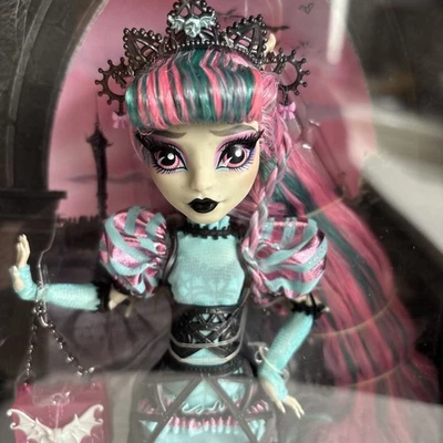 Monster High Rochelle Goyle Fang Vote Doll In Box *Box Damage* READ - Image 1 of 4