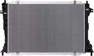 Radiator For 1998-2004 Ford Grand Marquis Foto 1 de 4