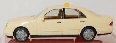 Micro Herpa Ho 1/87 Mercedes-Benz Crema Taxi #042642 IN Box A - Immagine 1 di 4