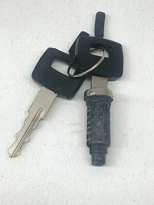 Llaves Volkswagen y bloqueo barril nuevo genuino VW Golf Polo Mk1/2 Caddy Jetta Rocco Foto 1 de 4